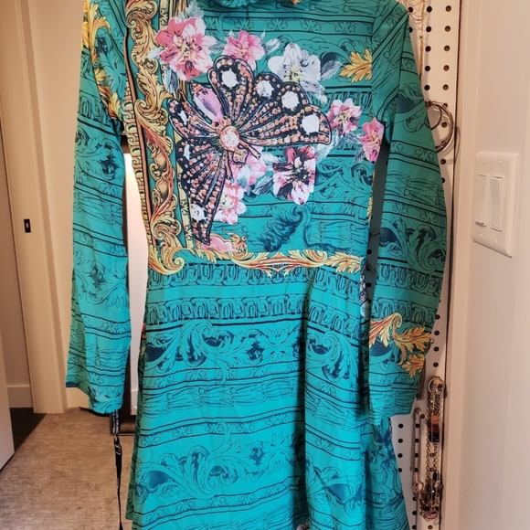 Prettylittlething wrap dress - Picture 3 of 3